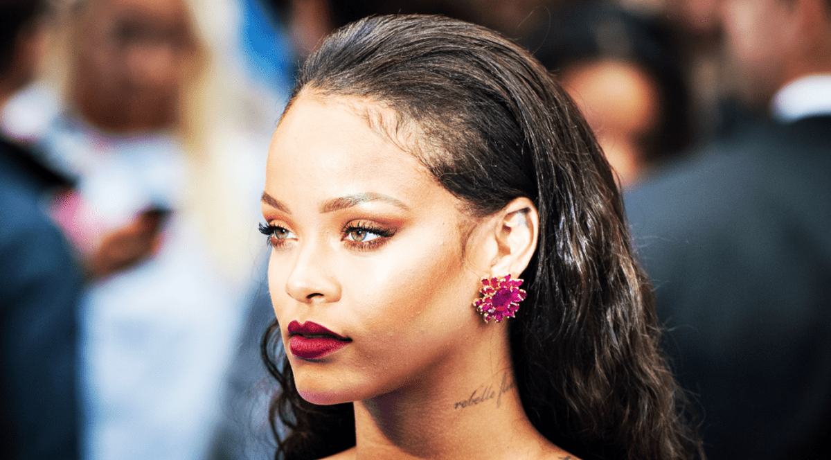 Rihanna, imagini îndrăznețe pe rețelele de socializare. Artista își promovează lenjeria intimă cu un video provocator