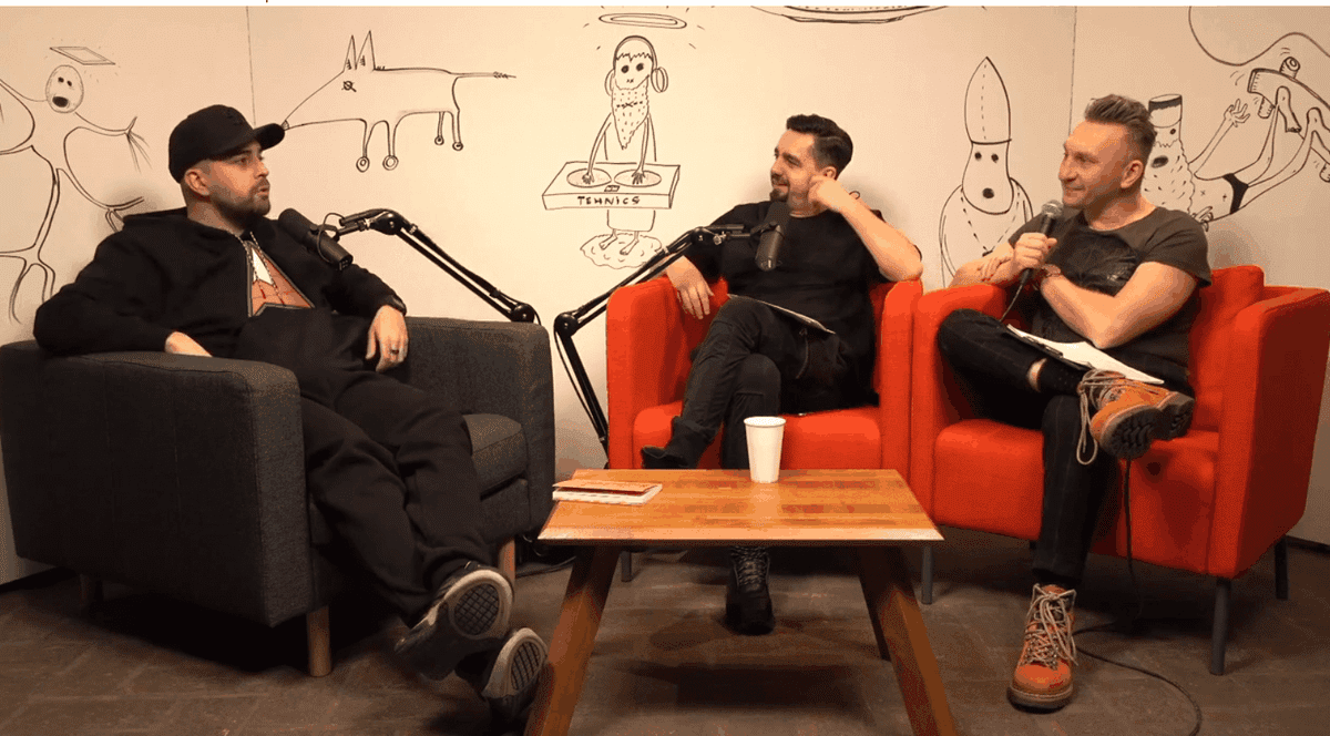 Cum a ajuns Speak să cânte  hip hop și R&B la un parastas, dar și să concerteze într-o sufragerie: „Eram cu tot cu dansatori, nu aveam program special de cumetrii”