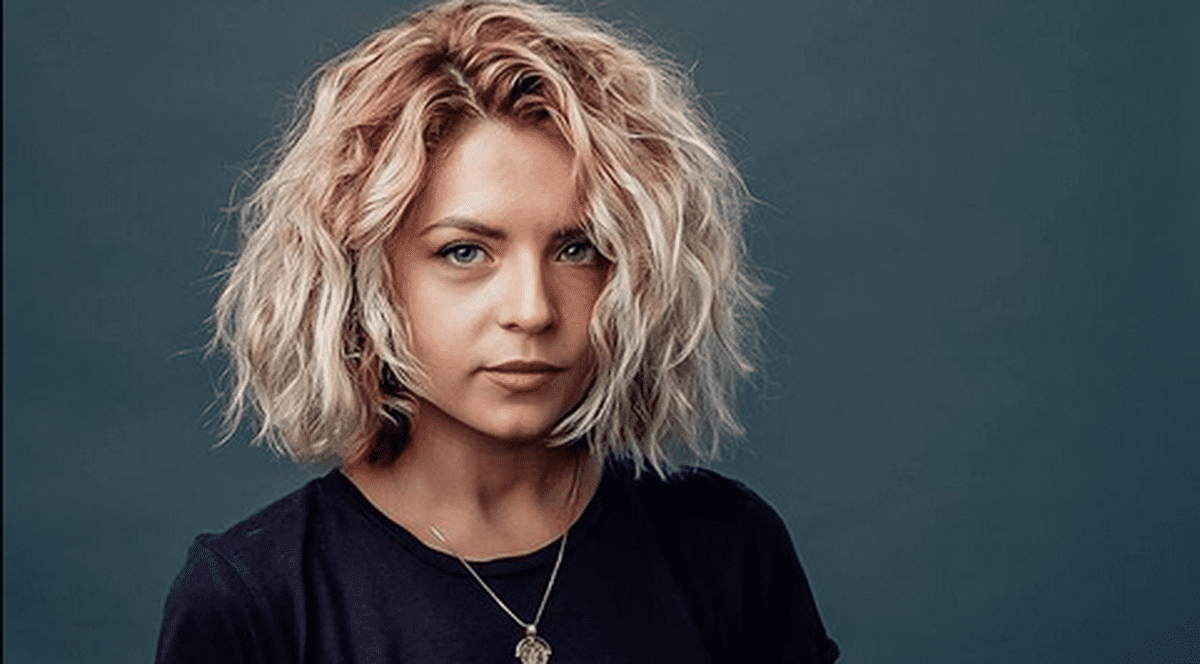 Victoria Răileanu, actrița din „Vlad”, dezvăluiri uimitoare după divorț. „Au început atacurile de panică și tăvălitul pe covorul din sufragerie, suflatul în pungă și…”