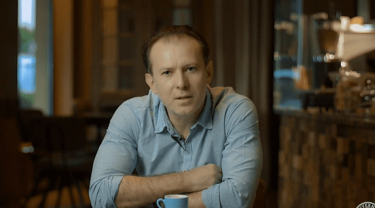 Florin Cîţu: Revenim la normalitate în trei etape. Prima etapă începe astăzi