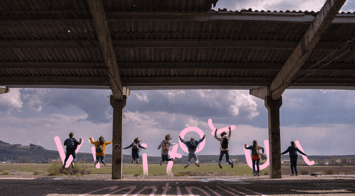 „Avem o problemă cu viitorul”. Târg de Experiențe și un spectacol de teatru, organizate de adolecenții din Târgu Neamț