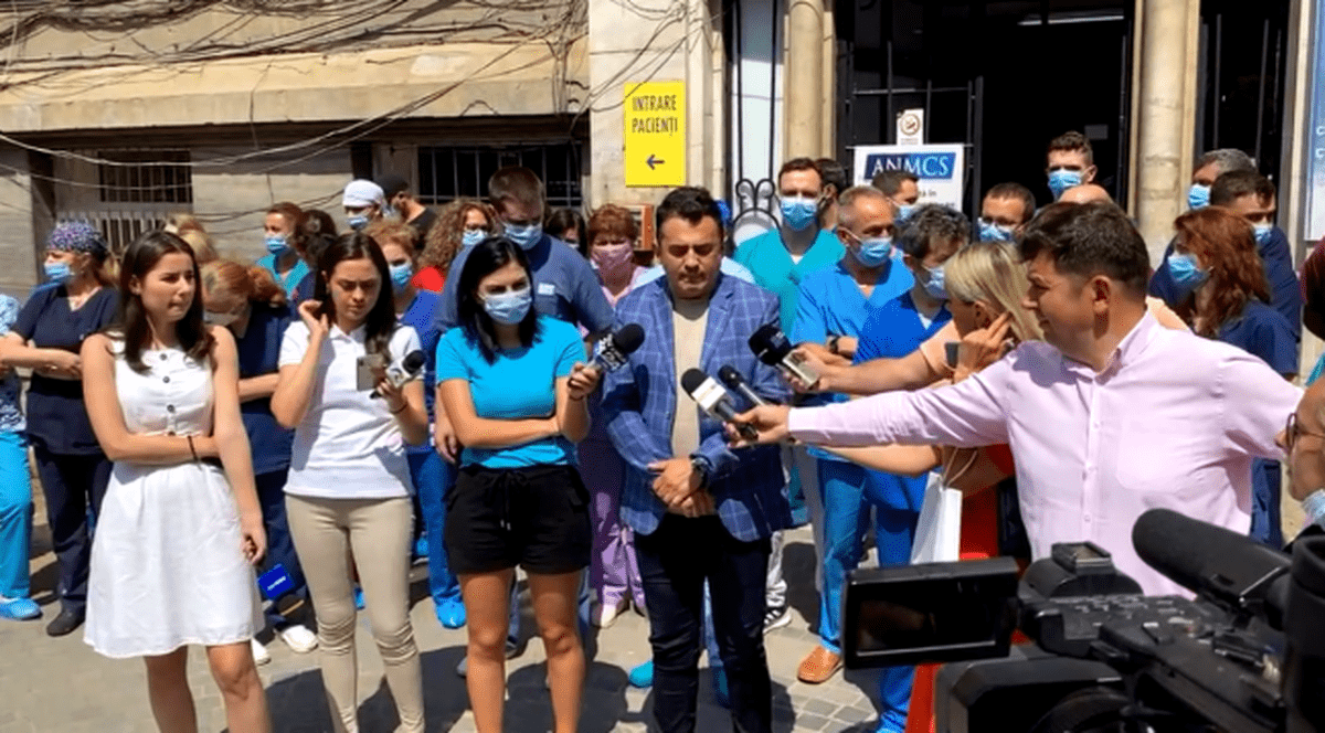 Ministrul sănătății anunță reorganizarea Institutului de Urologie şi Transplant Renal din Cluj. Angajații spitalului protestează