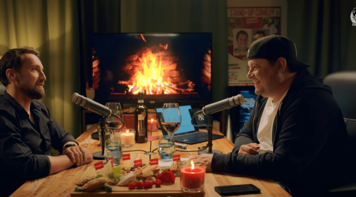 Dani Oțil, la un pas de a face o mare gafă de ziua prietenului său, Mihai Bobonete. Actorul împlinește 41 de ani