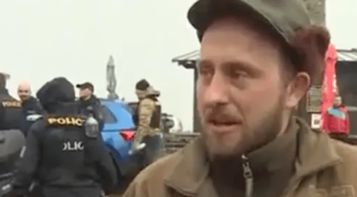 „O minune că a supraviețuit”. Julia, o fetiță de 8 ani care s-a rătăcit de familie în Munții Cerchov, găsită de un pădurar ceh, după 45 de ore de căutări