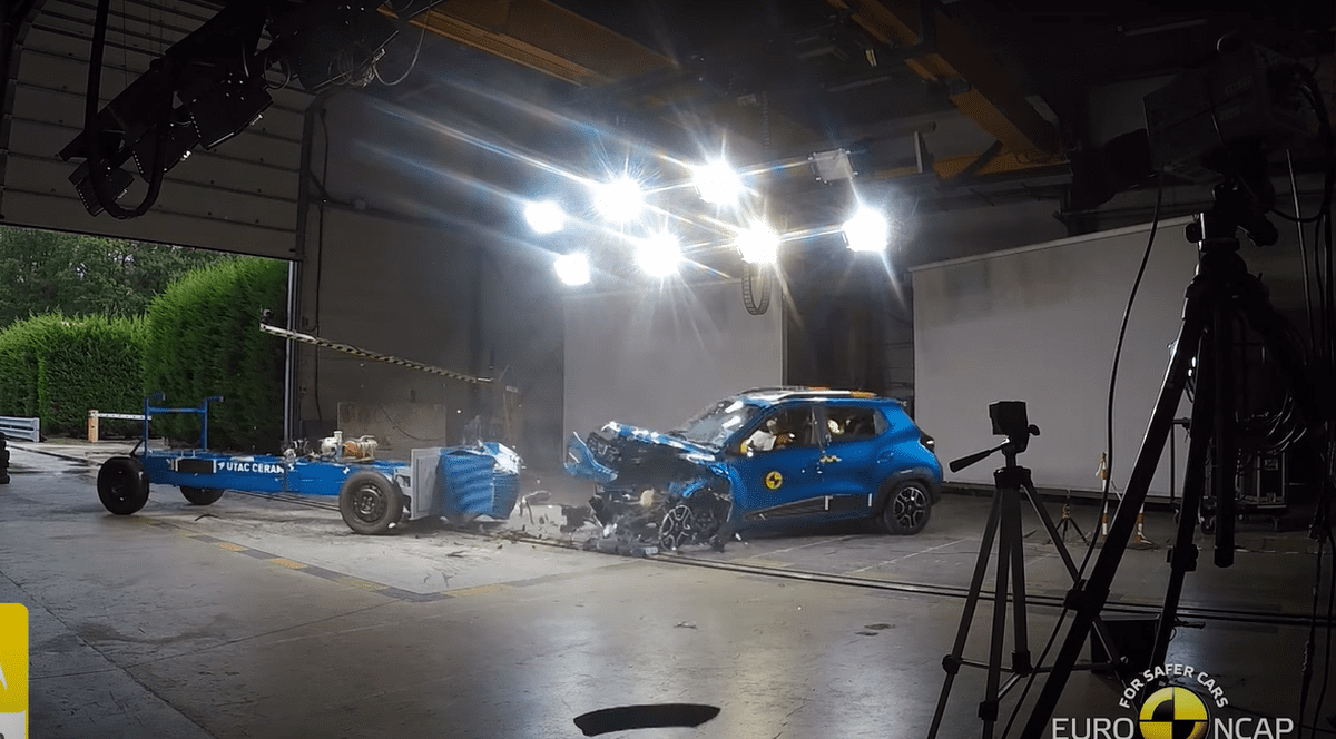 Dacia Spring, o singură stea la testele de siguranță EuroNCAP. Zoe, cealaltă mașină electrică a grupului Renault, scor și mai slab