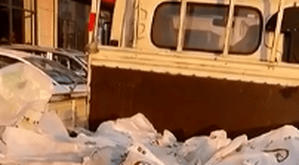 Un chinez și-a cumpărat mașina de circa 18.000 de euro plătind cu monede de un yuan