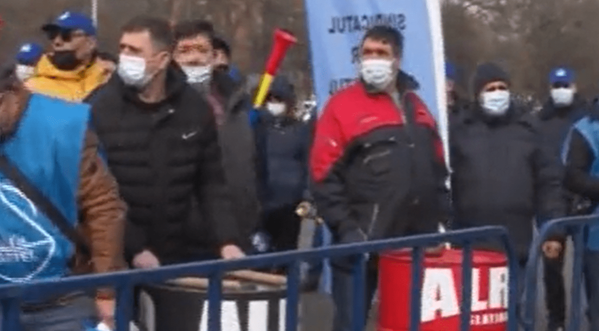 Sindicatele din metalurgie, noi proteste la guvern. Care sunt revendicările angajaților