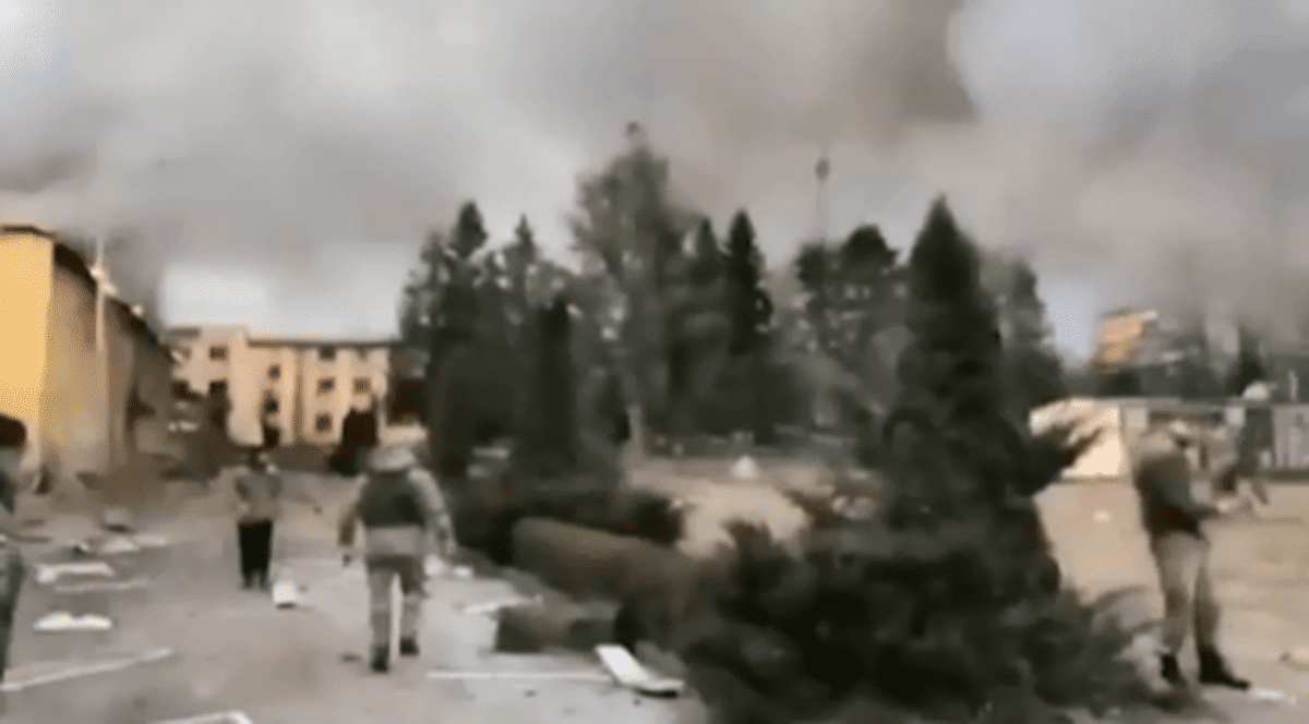 VIDEO | Momentul atacului cu rachete rusești de la baza militară din Iavoriv. 35 de oameni au fost uciși