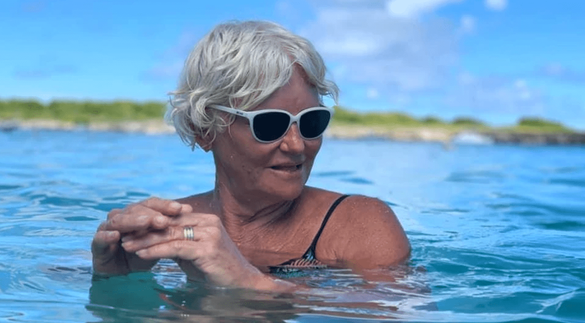 Monica Tatoiu, în costum de baie la 66 de ani. Cum și-a aniversat ziua de naștere în Franța, alături de soț. „Nimic nu este imposibil”