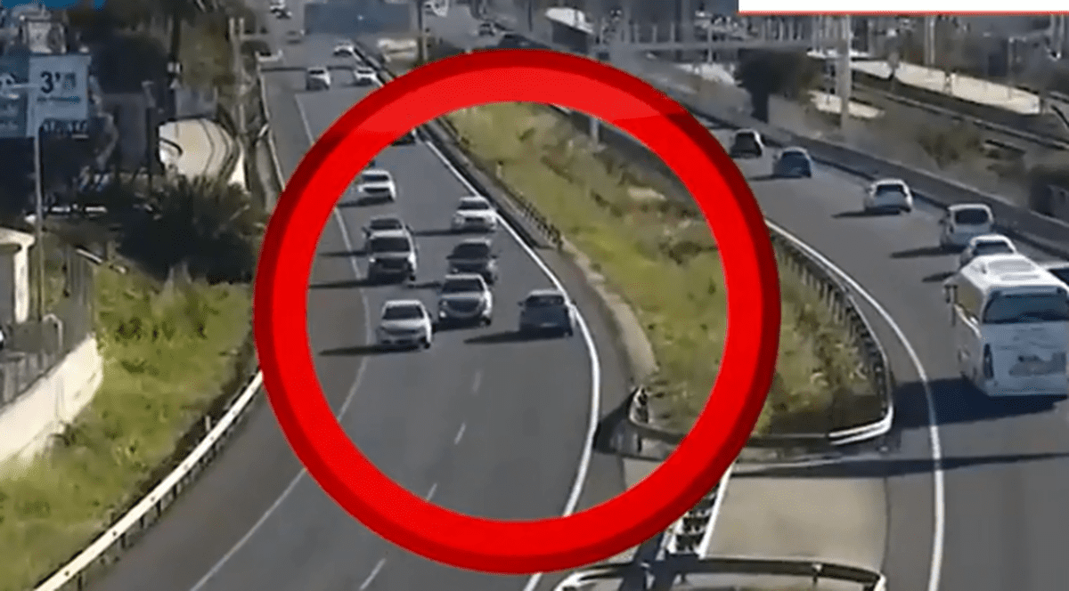 O șoferiță a mers patru kilometri pe sens opus, pe o autostradă din Spania: „O minune că n-a fost niciun accident”