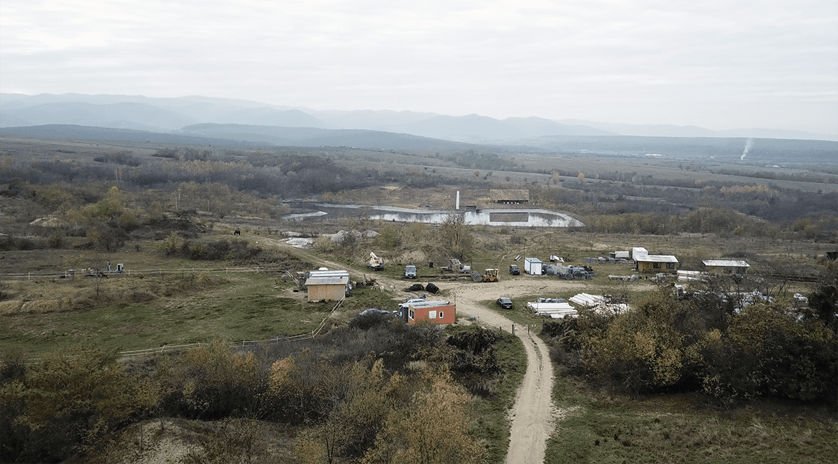 Cum a devenit fantomă un circuit de golf de lângă Sibiu în care s-au îngropat milioane de euro fonduri europene. Aici „pasc măgari și capre” 
