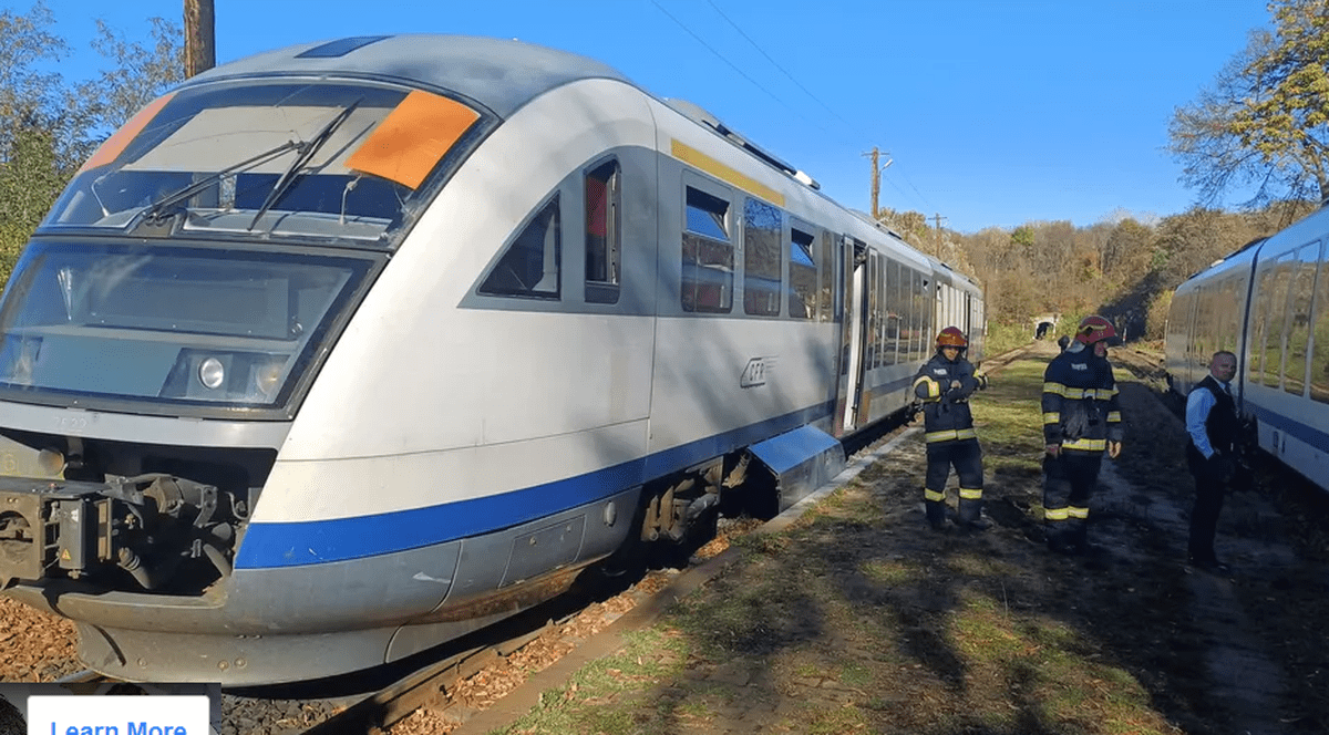 Un tren a luat foc în gara Bârnova din Iaşi. 110 persoane s-au autoevacuat din garnitura care plecase de la Iași spre Tecuci