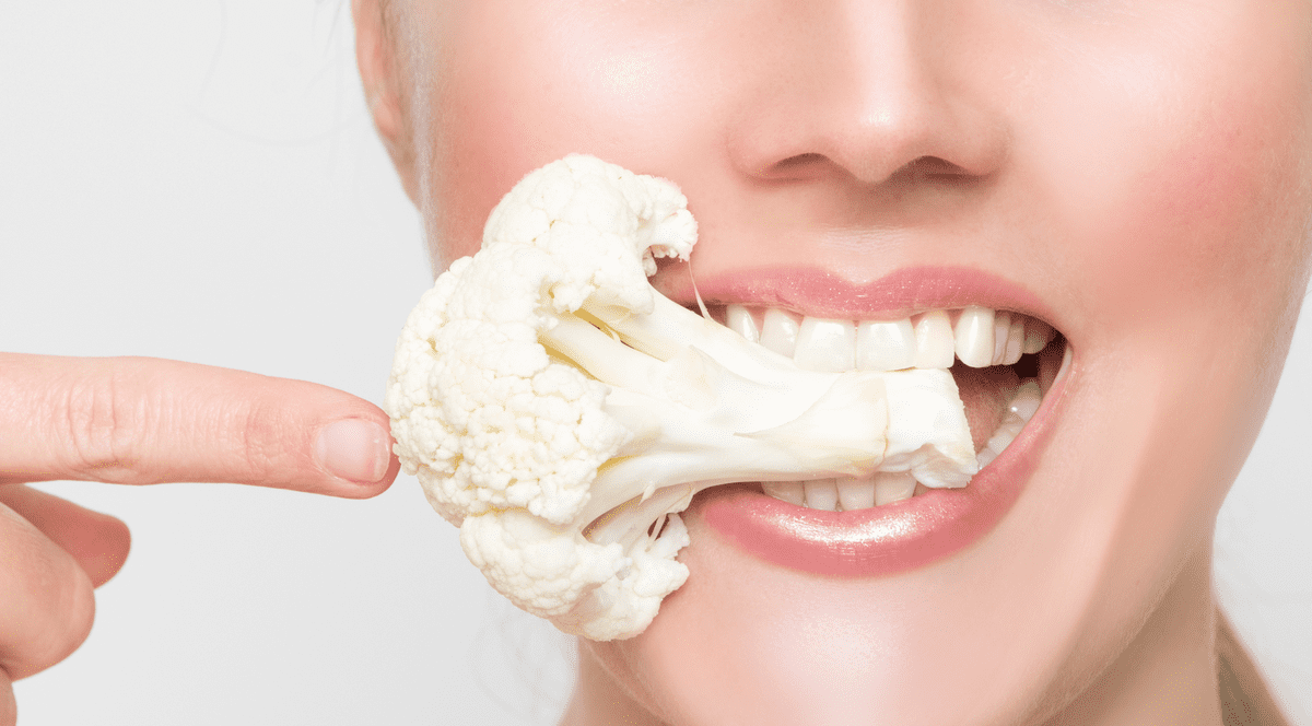 Alimente care îţi albesc dinţii