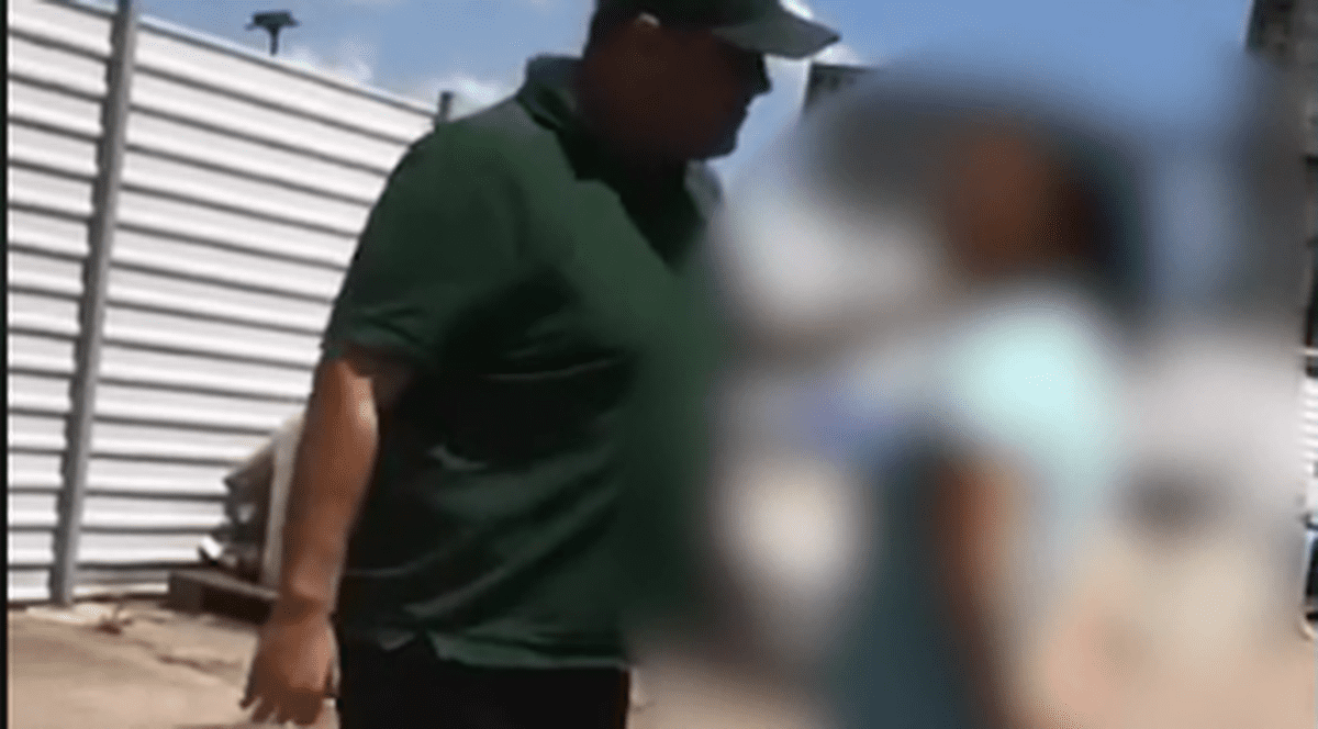 Femei bătute de patronul unei firme, la Sânnicolau Mare, după ce i-au dus mâncare unui muncitor nepalez. Agresorul, cercetat în stare de libertate