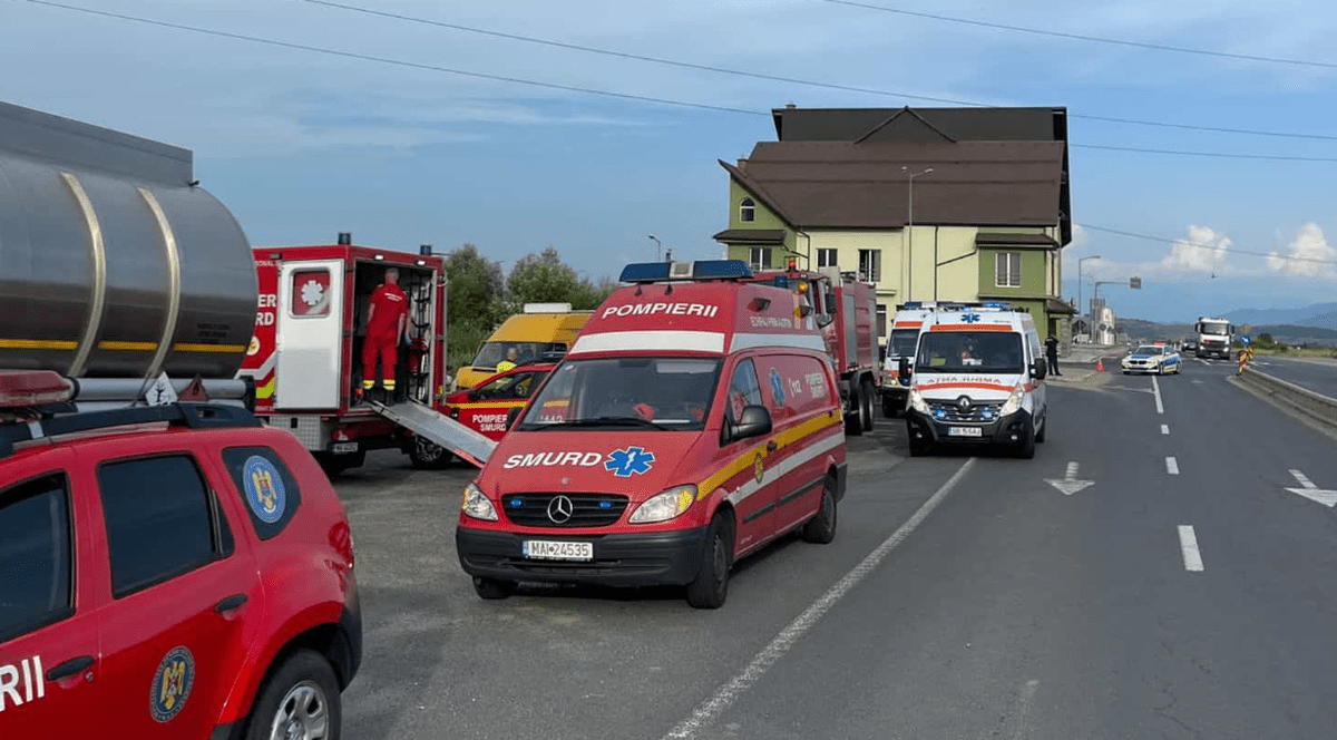 Microbuz cu 11 elevi, implicat într-un accident pe DN 1, în Sibiu. A fost activat Planul Roşu de Intervenţie