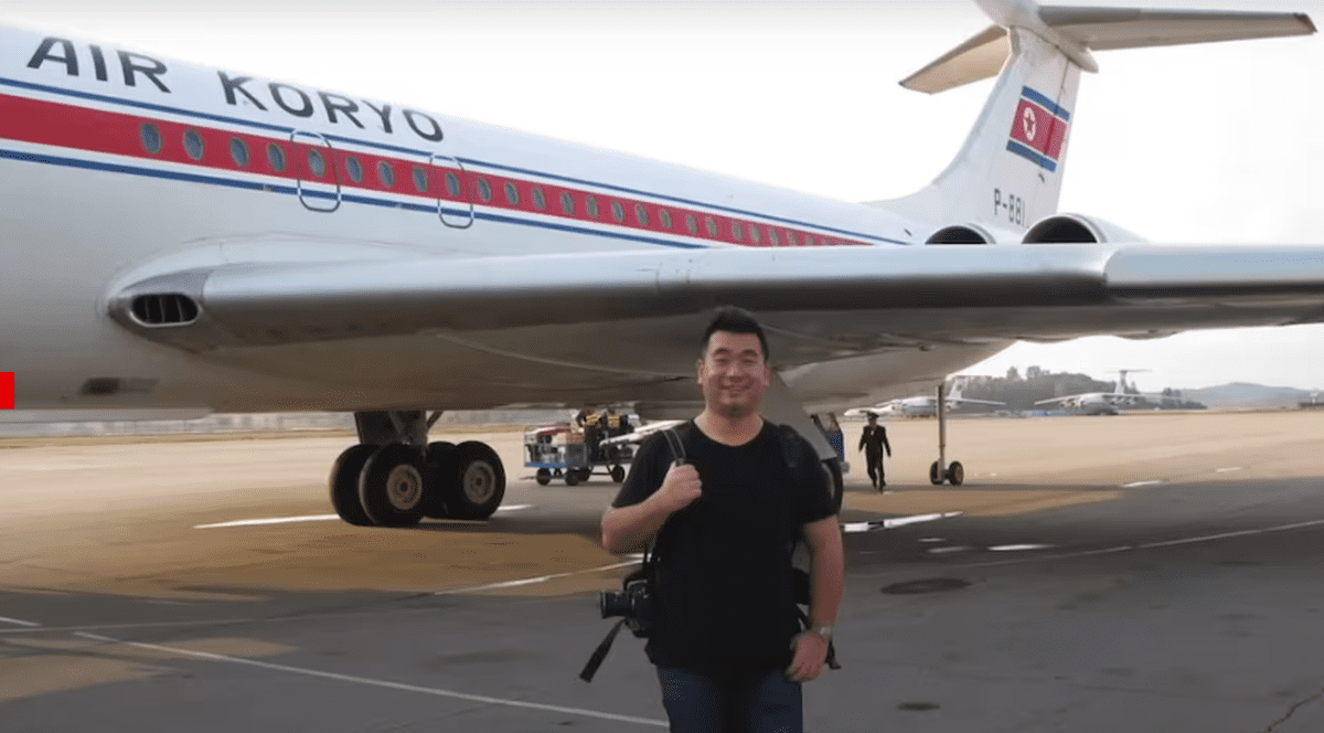 Filmări interzise de la bordul unui avion al companiei aeriene a liderului nord-coreean Kim Jong-un: „E ca și cum ai vizita un muzeu” | VIDEO