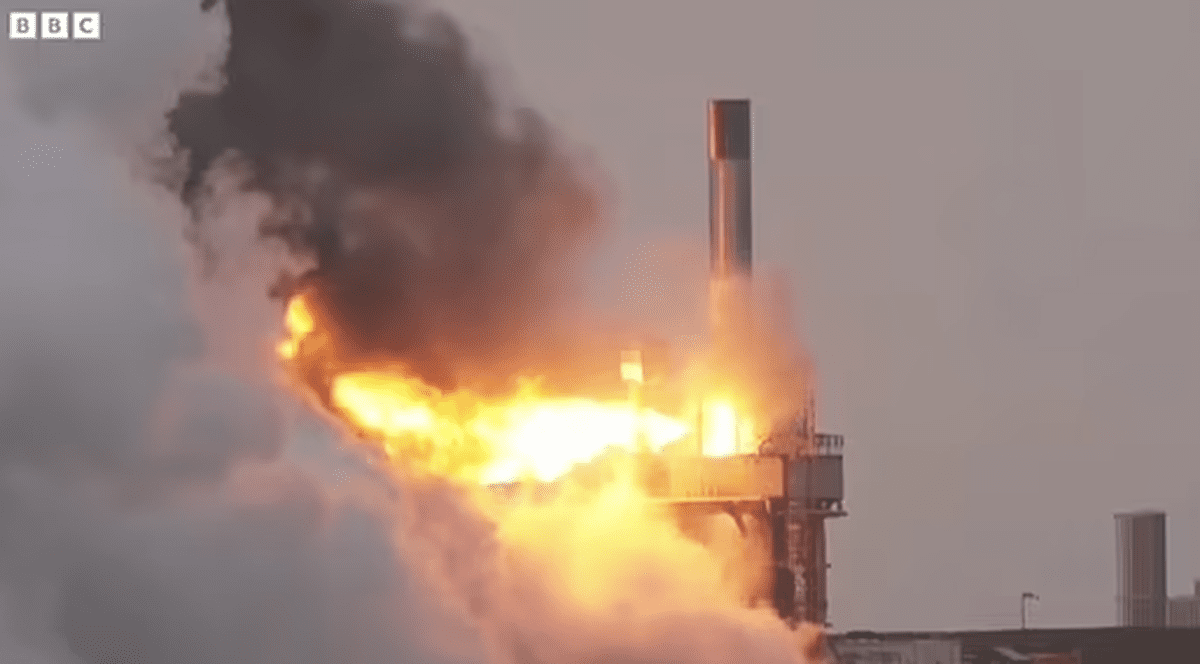 Momentul când o rachetă explodează, în portul spațial din Insula Shetland | VIDEO