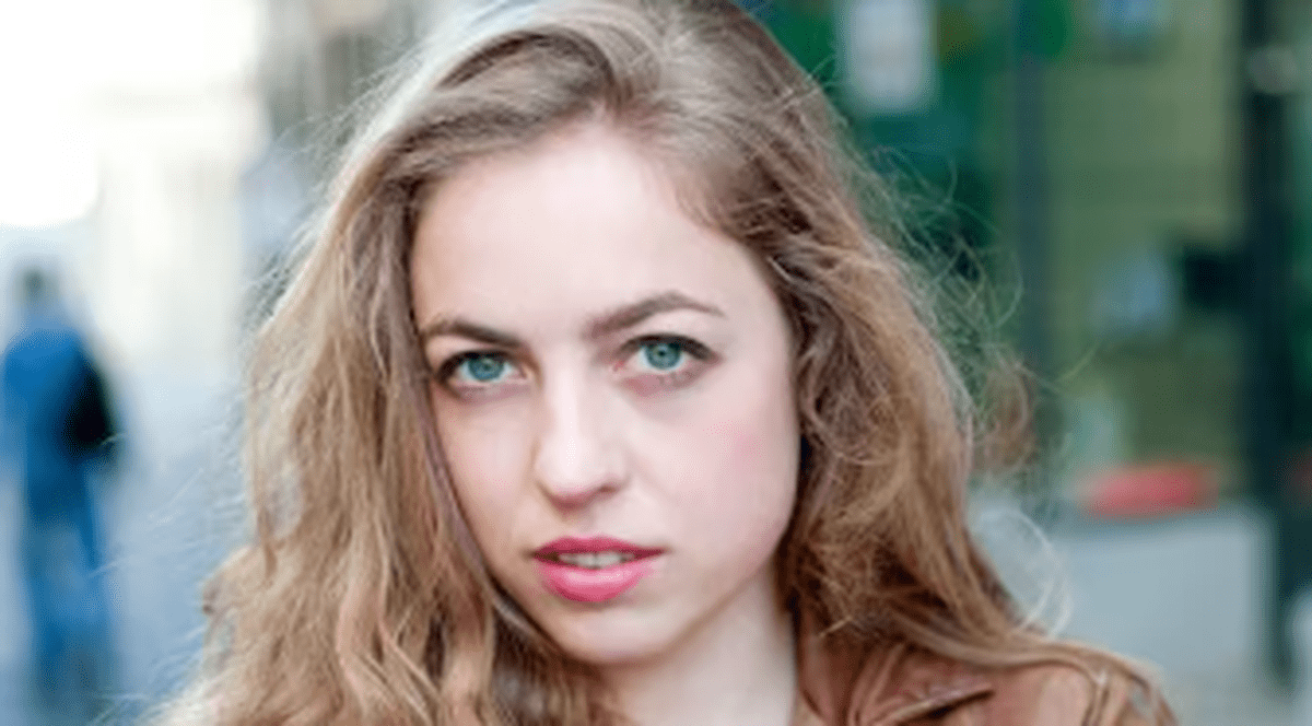 Actrița elvețiană care îl joacă goală pe Isus în opera „Sancta”, în timpul căreia spectatorii au leșinat: „Pielea este un costum”