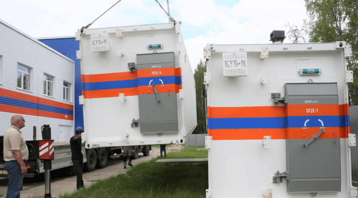 Rusia a început să producă în serie adăposturi atomice mobile.