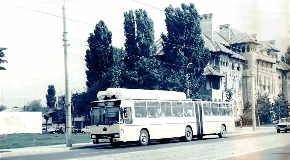 „Autobuzele rachetă” din Brăila și alte orașe din România care i-au alertat pe americani