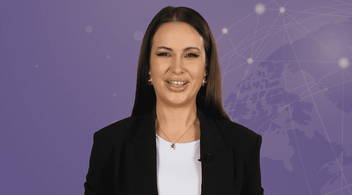 Denisa Macovei, rubrica 5 Știri by Libertatea - monden