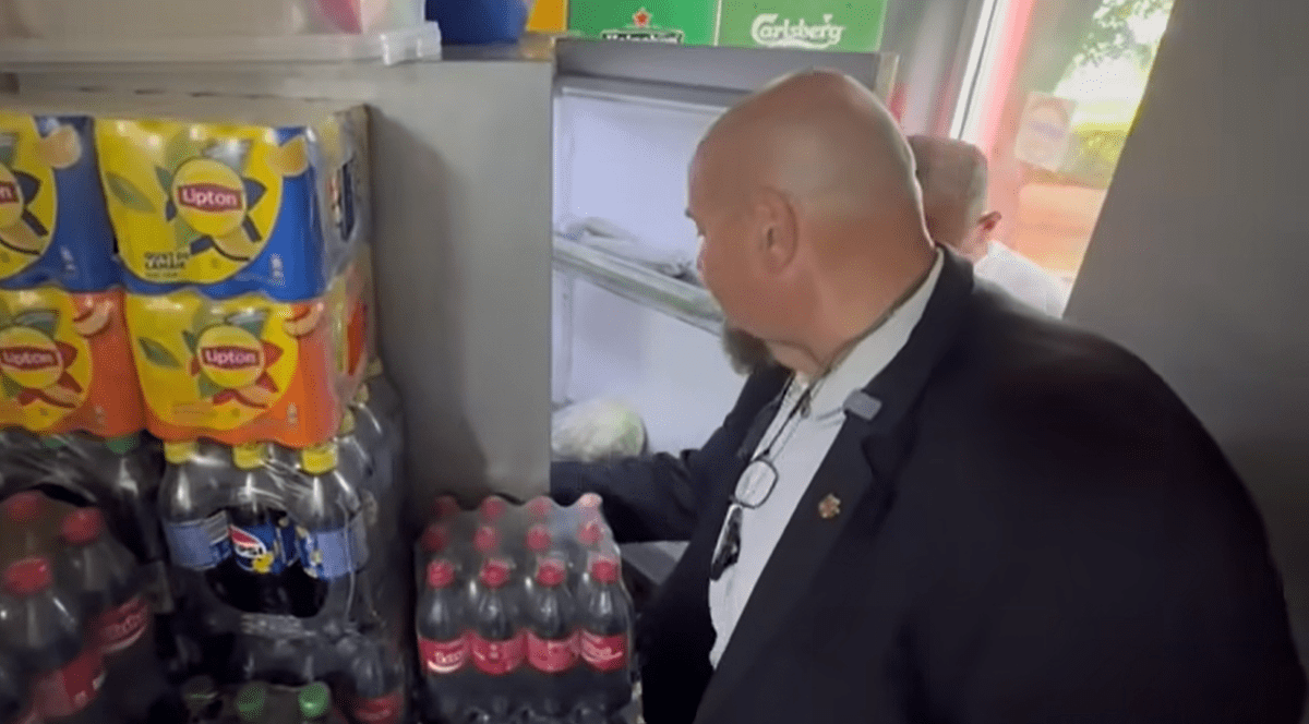 Cristian Popescu Piedone verifică un agent economic din Costinești, iulie 2025