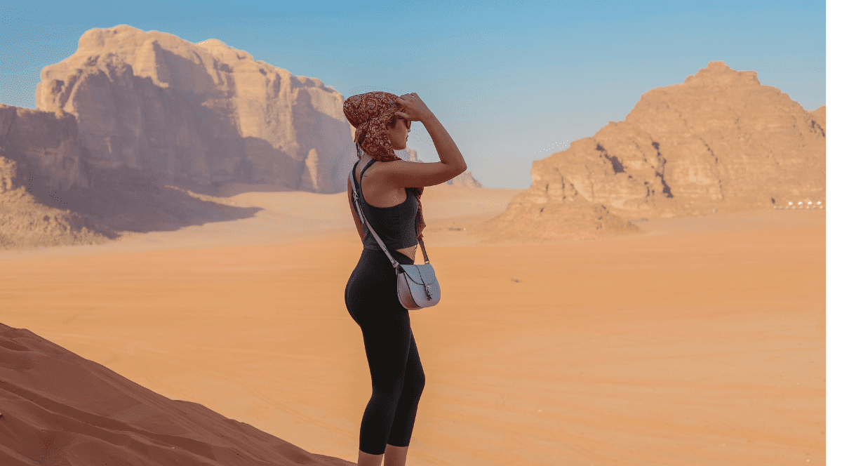 Femeie in desert