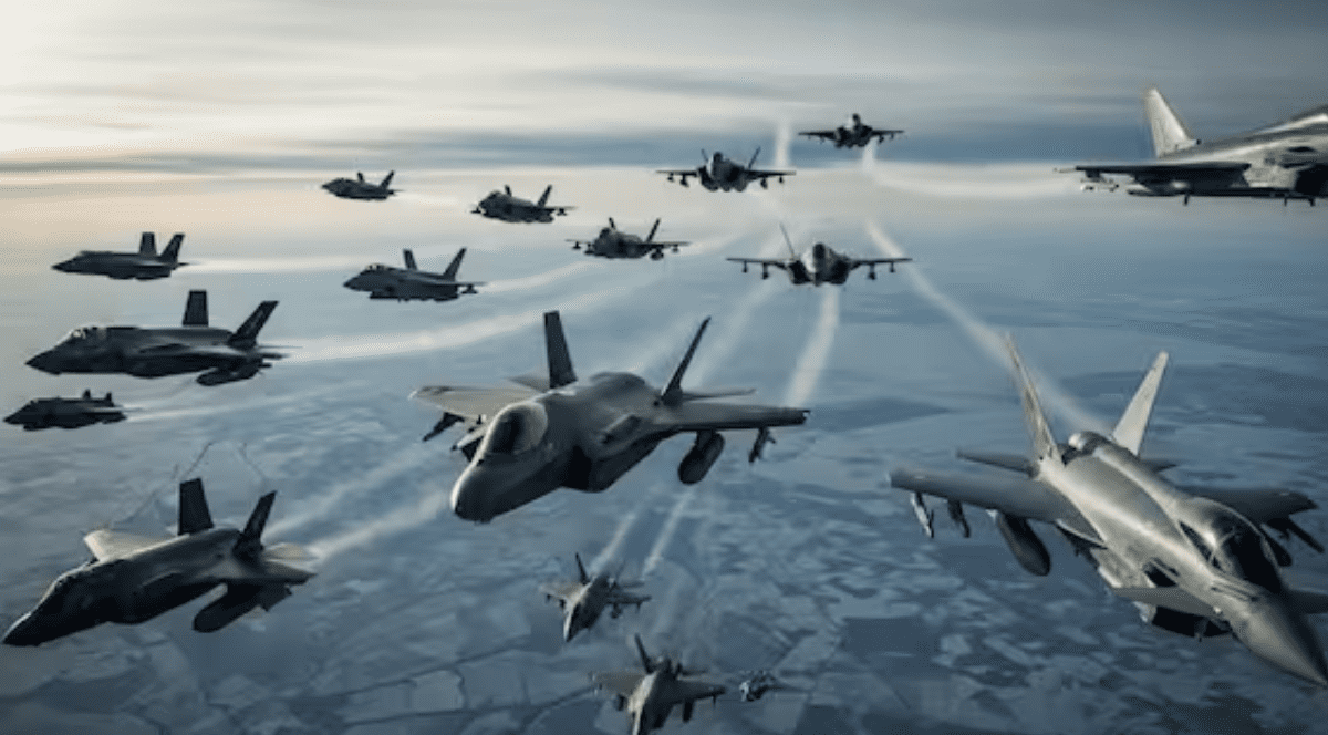 Avioane de luptă britanice efectuează o patrulă de 12 ore în apropierea frontierei cu Rusia. Foto First Post