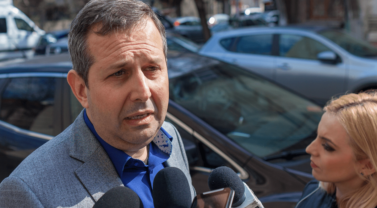 Fostul deputat Theodor Nicolescu cere restituirea celor 6,2 milioane de lei.