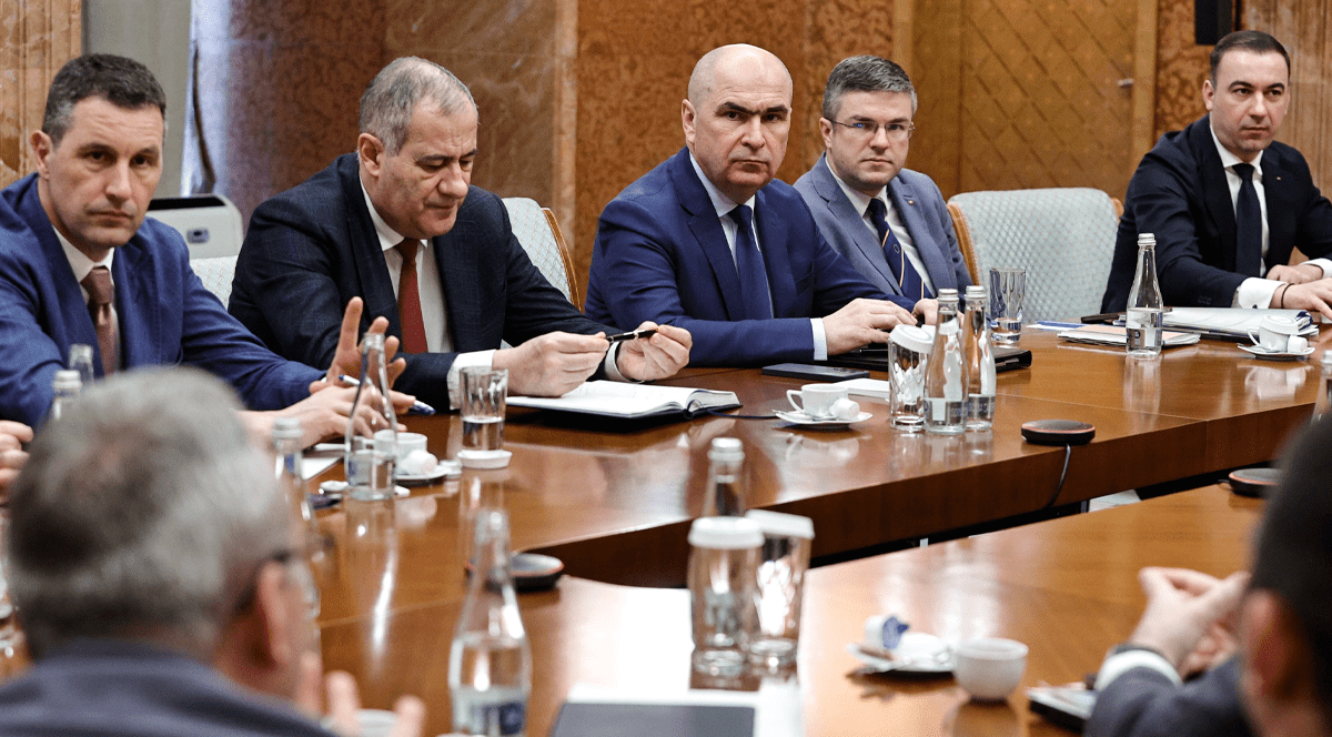 Ilie Bolojan a constituit o ședință de lucru cu privire la criza carburanților. Foto: gov.ro
