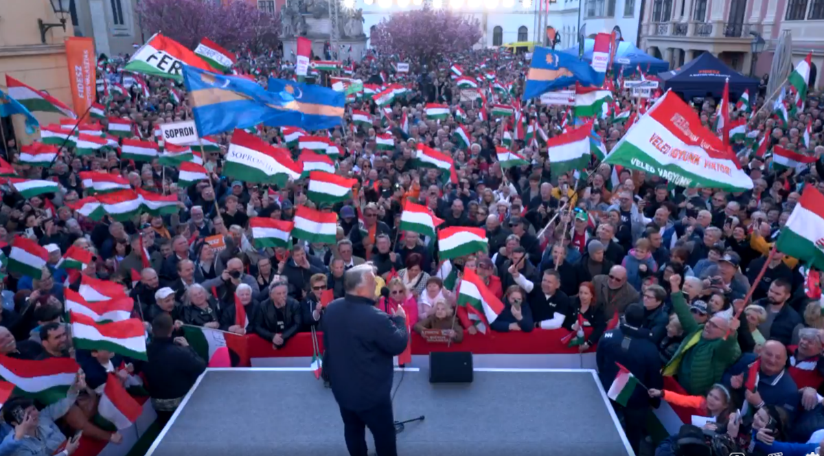 Viktor Orban a fost huidut la propriul miting electoral. Foto Captură video
