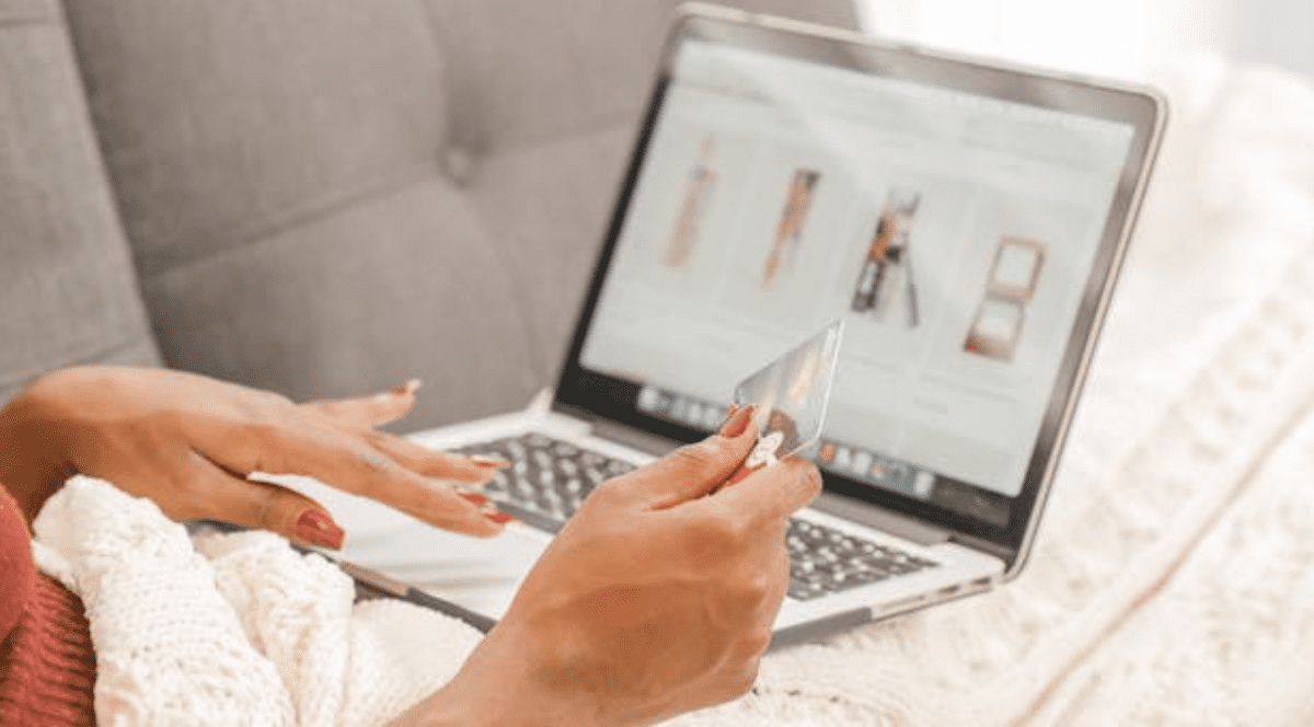 Piețele digitale care schimbă regulile jocului pentru antreprenorii români