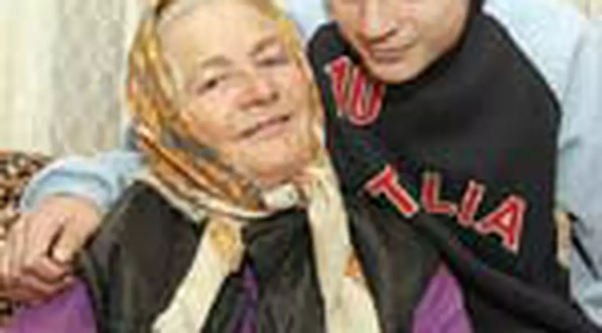 Trudeste pentru el si bunica sa