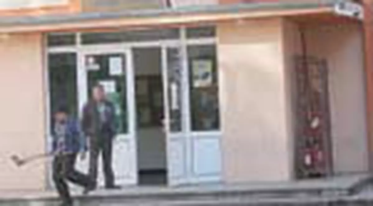 Un alt elev stalcit in bataie intr-un liceu din  Capitala