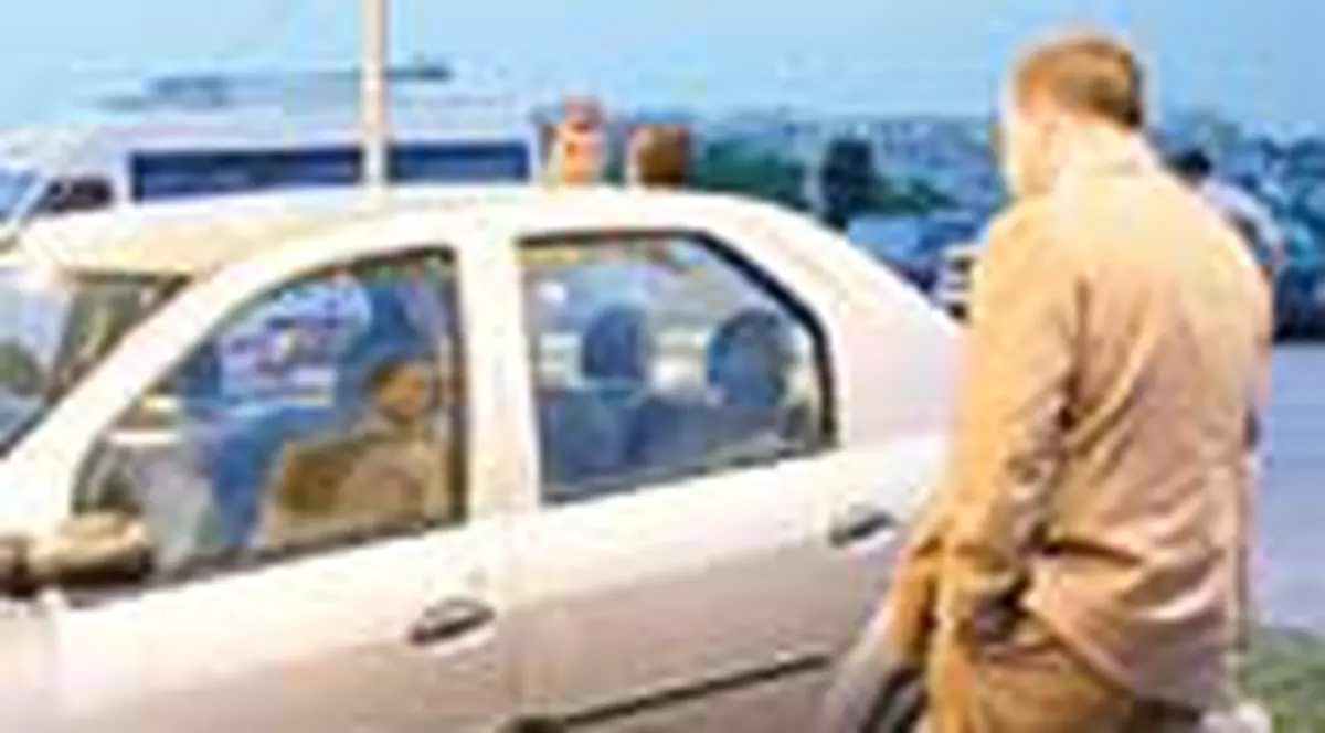 465 de Dacii Logan nou-noute