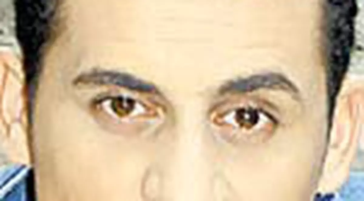 Catalin Arabu se cununa joi 