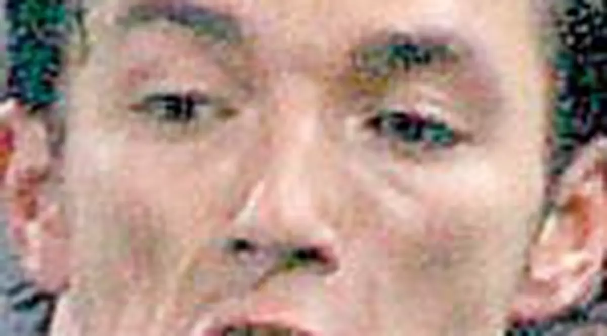 Ajax il vrea pe Ogararu