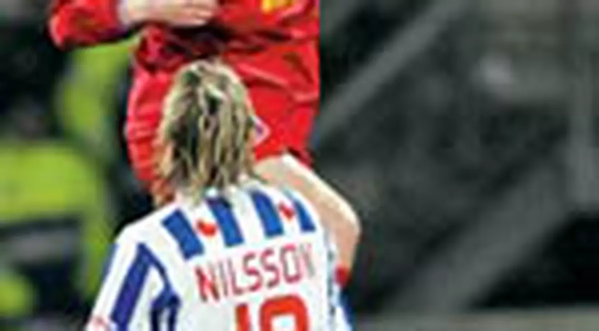 'Superba Steaua o opreste pe Heerenveen'