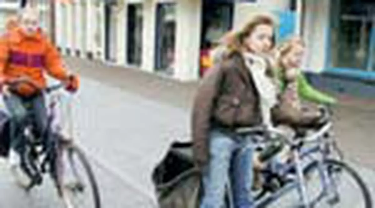 Heerenveen, viata in sa si pe patine