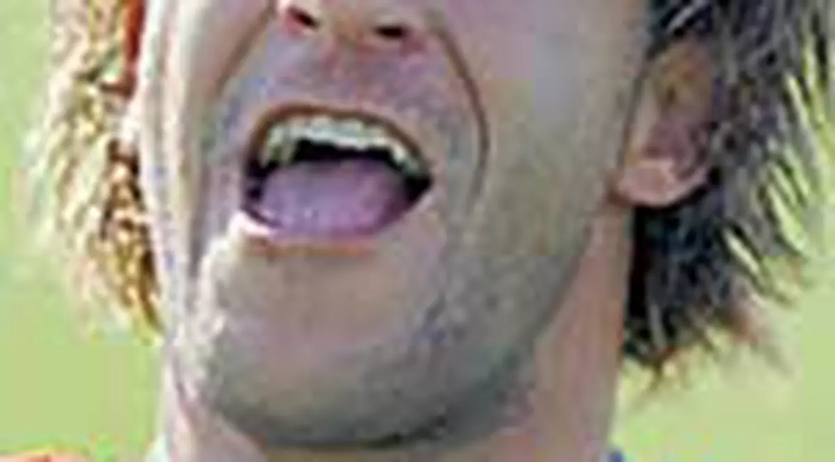 Carlos, un sut - un gol!