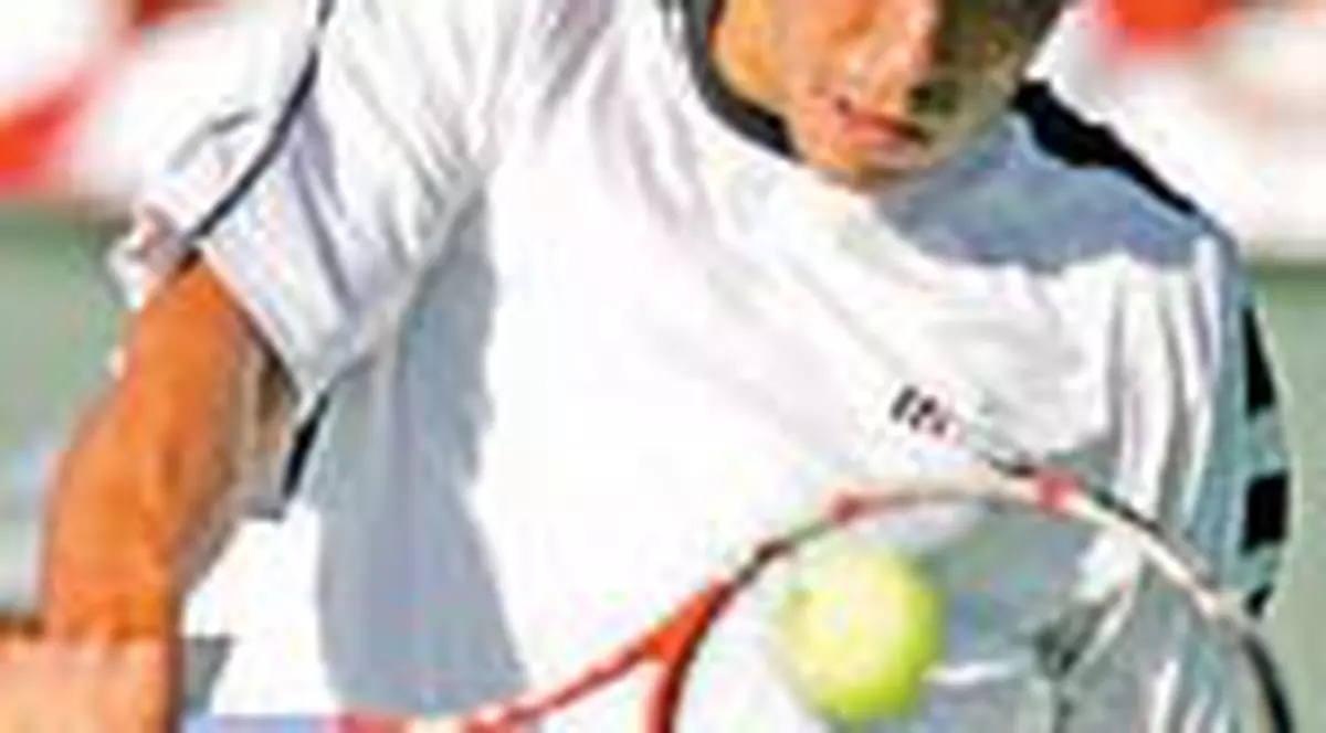 Hanescu, 'executat' in trei seturi