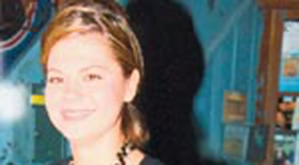 Fata lui Melescanu, jefuita