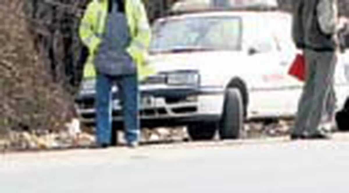 15 raniti in doua accidente