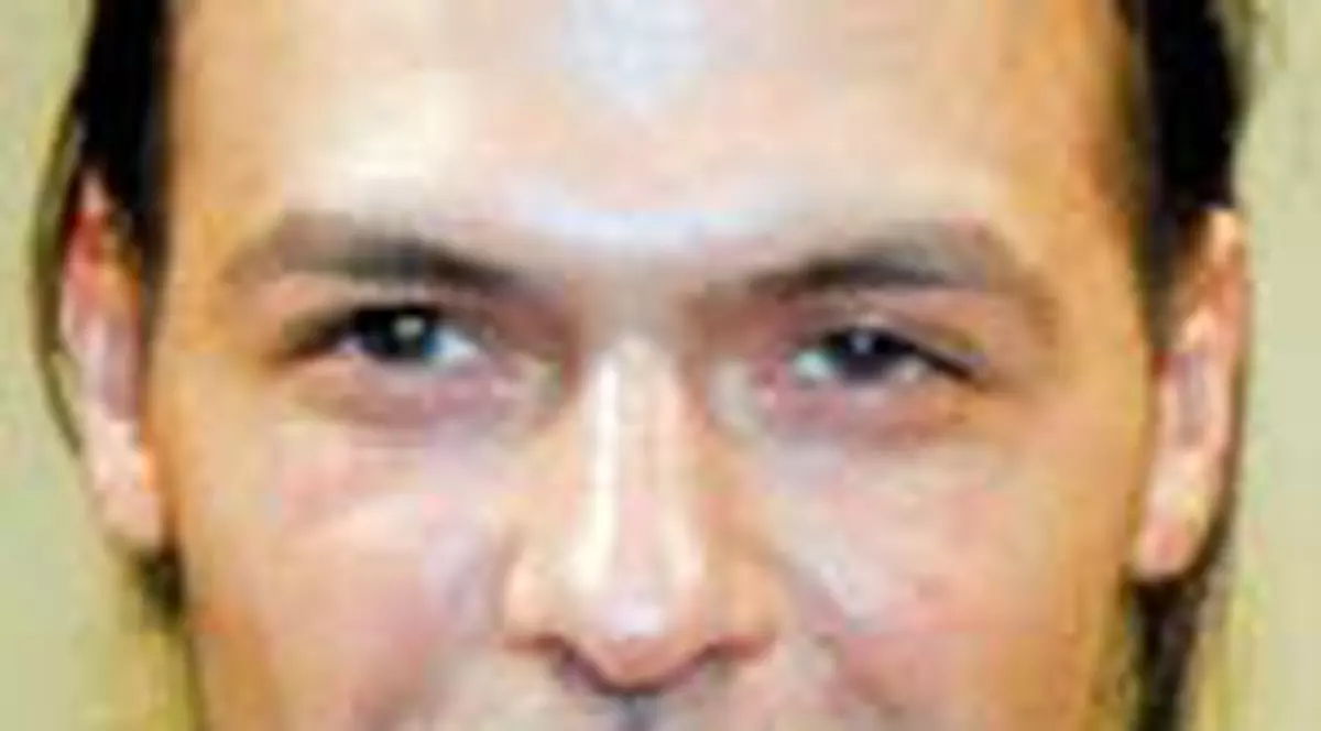 Opt vedete licitate la 'Targul de barbati' 