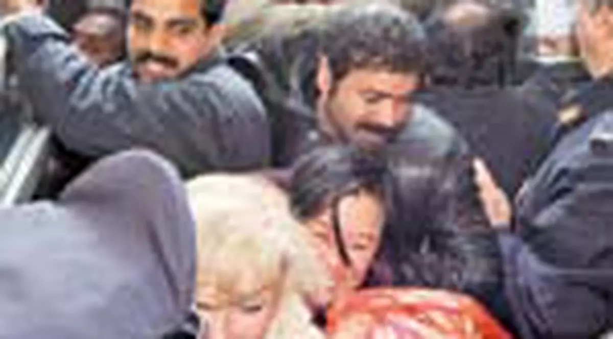 Roman injunghiat in 'lupta' pentru Italia