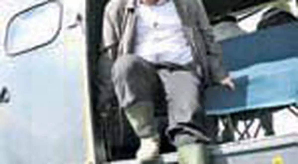 Ministrul Flutur a salvat trei persoane care se ascundeau