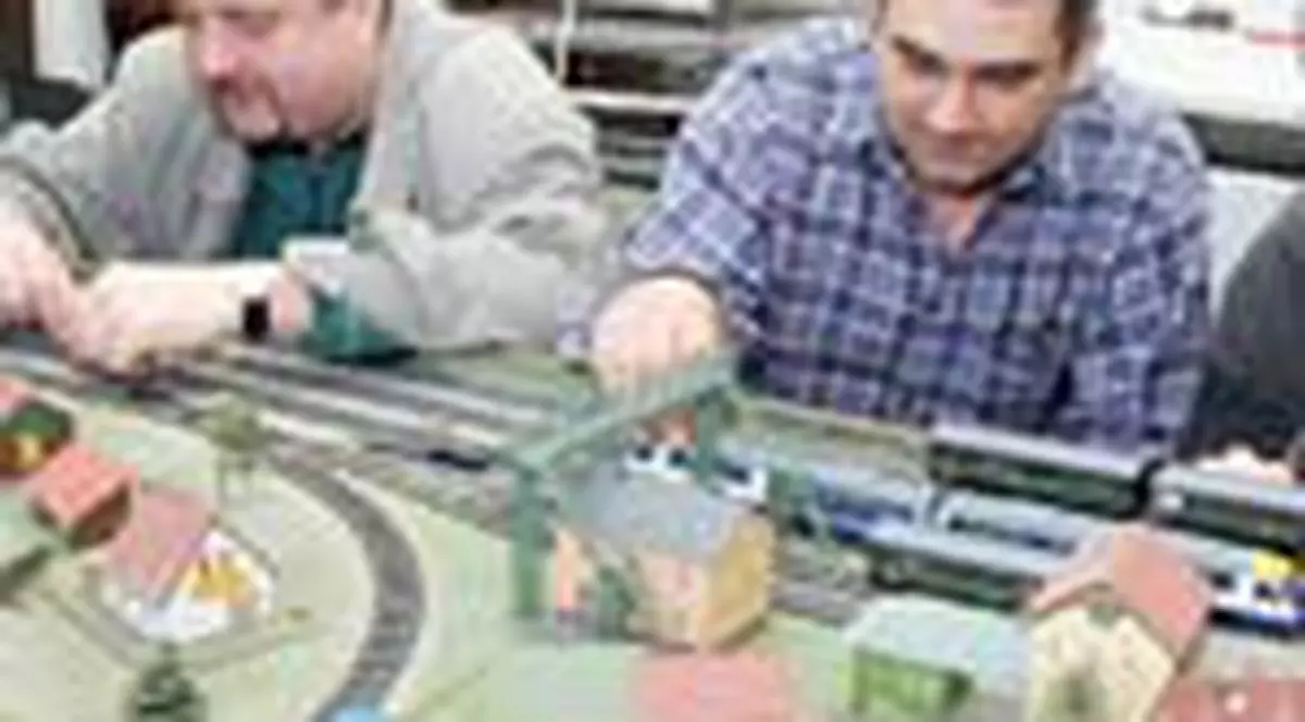 Trenulete din lita de telefon 