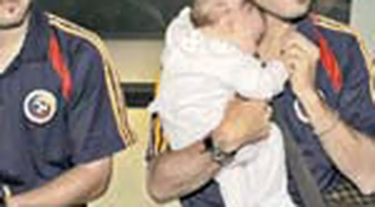 Mutu: 'Imi iubesc copilul'