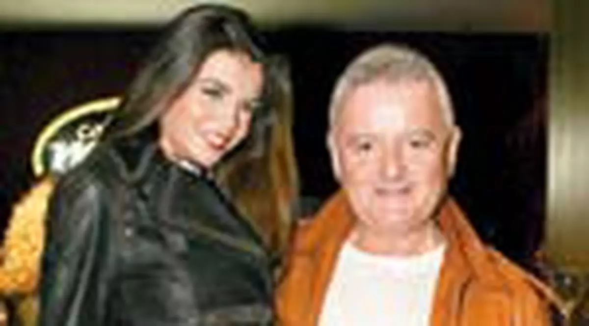 Politicienii, suparati pe viata lui 'Iri'