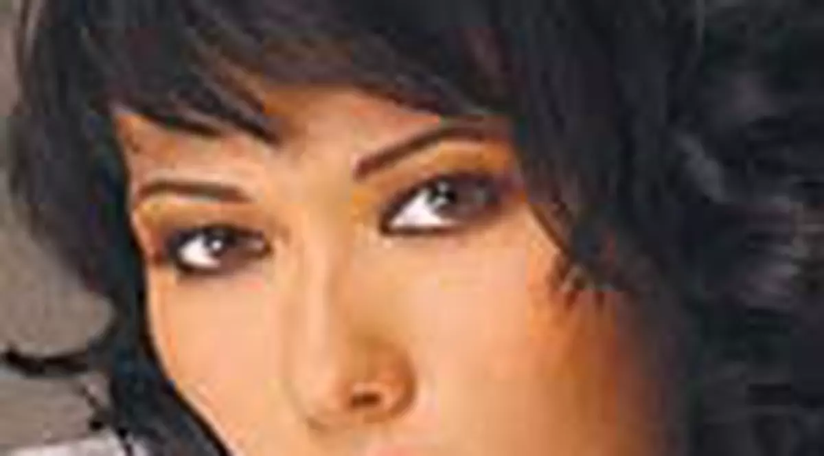 Monica Stan, prezentatoarea de la B1 TV, este imaginea unei case de moda